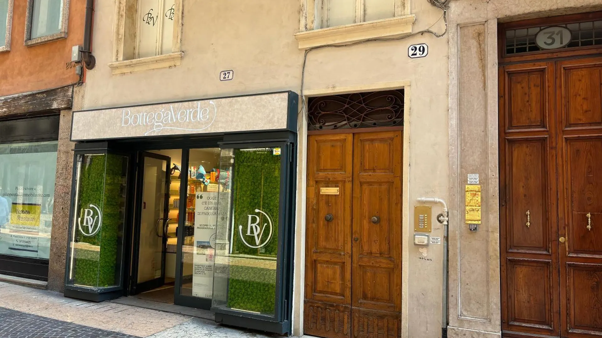 Veronajourneys Emilei 0*, Verona