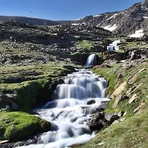 Todosierranevada Zona Baja -plaza Principal-junto A Telecabinas , Serra Nevada Espanha