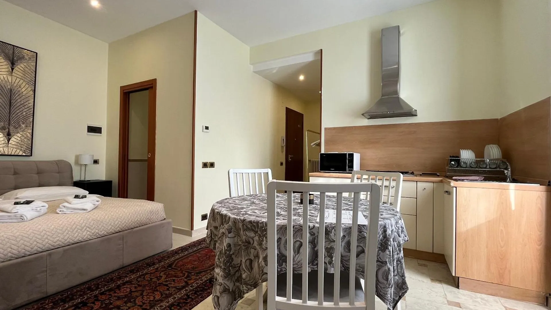 Veronajourneys Emilei Apartment Verona