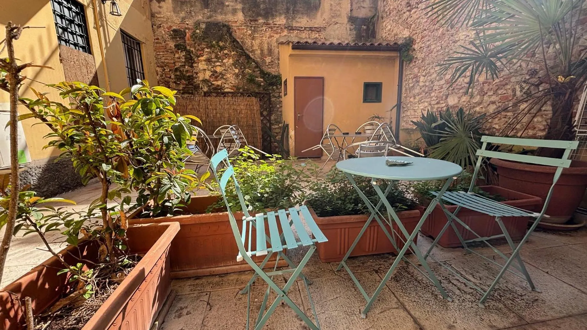 Veronajourneys Emilei Apartment Verona