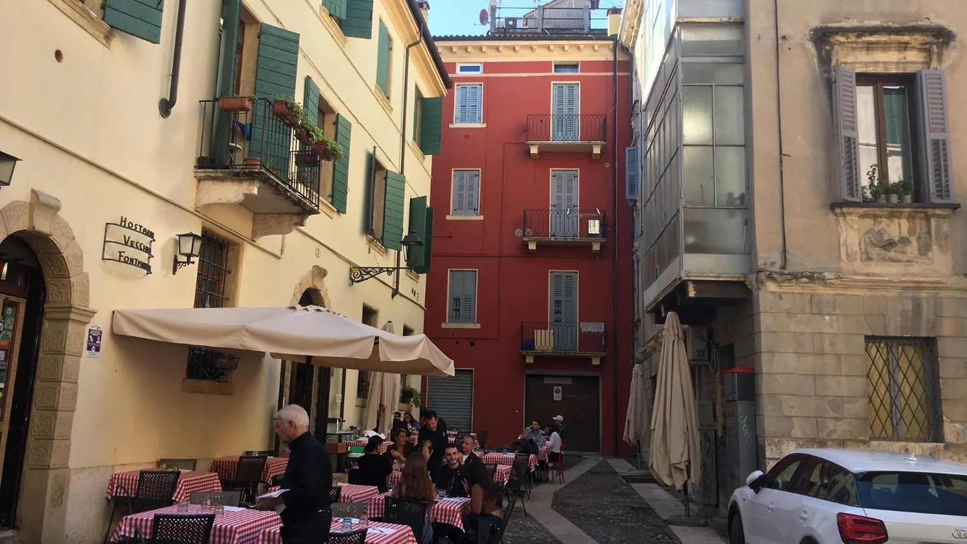 Apartament Veronajourneys Emilei