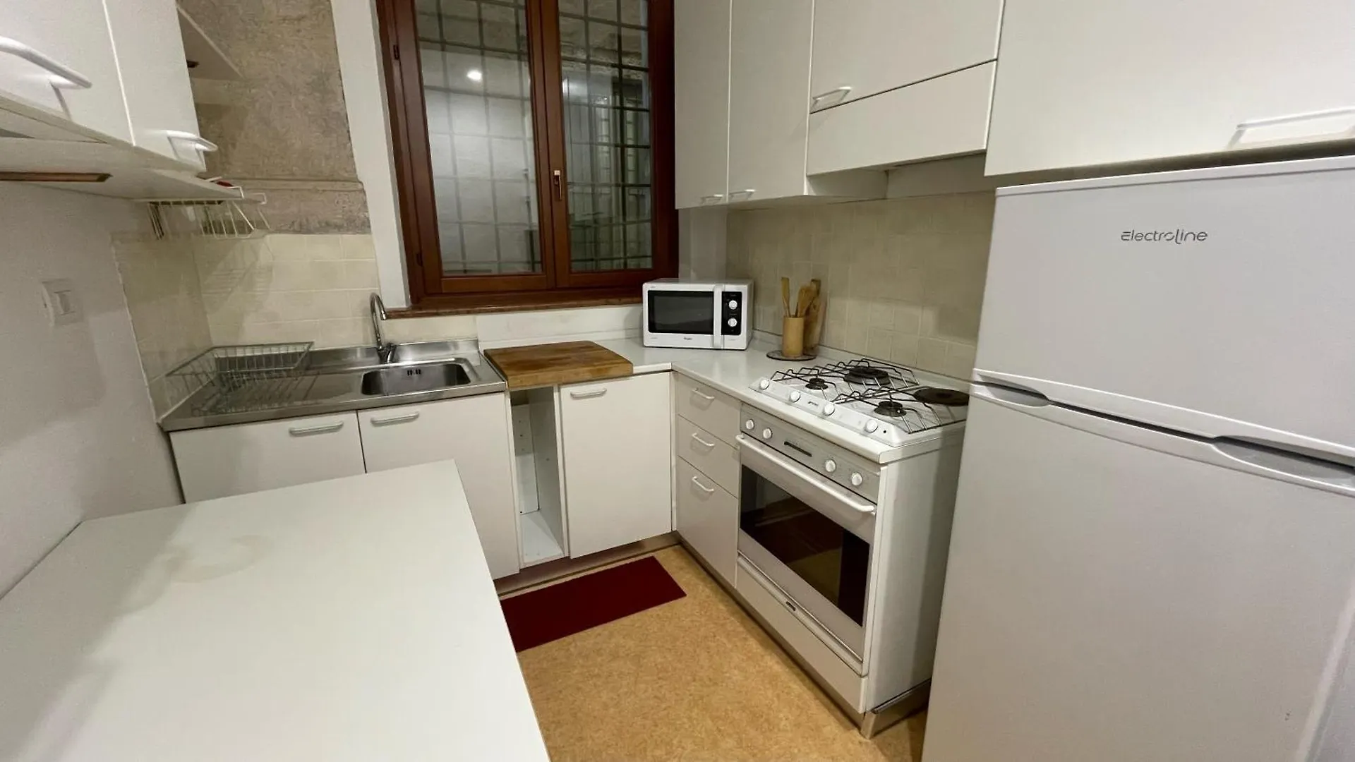 Veronajourneys Emilei Apartment Italy