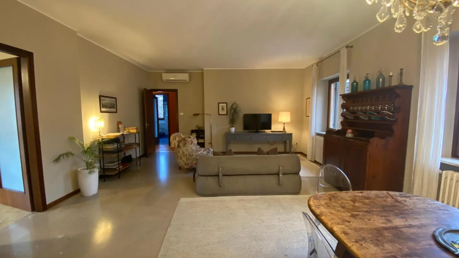 Apartament Veronajourneys Emilei Włochy